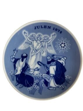 Porsgrund Norway Christmas Plate The Shepherds Julen 1974 Blue 7"